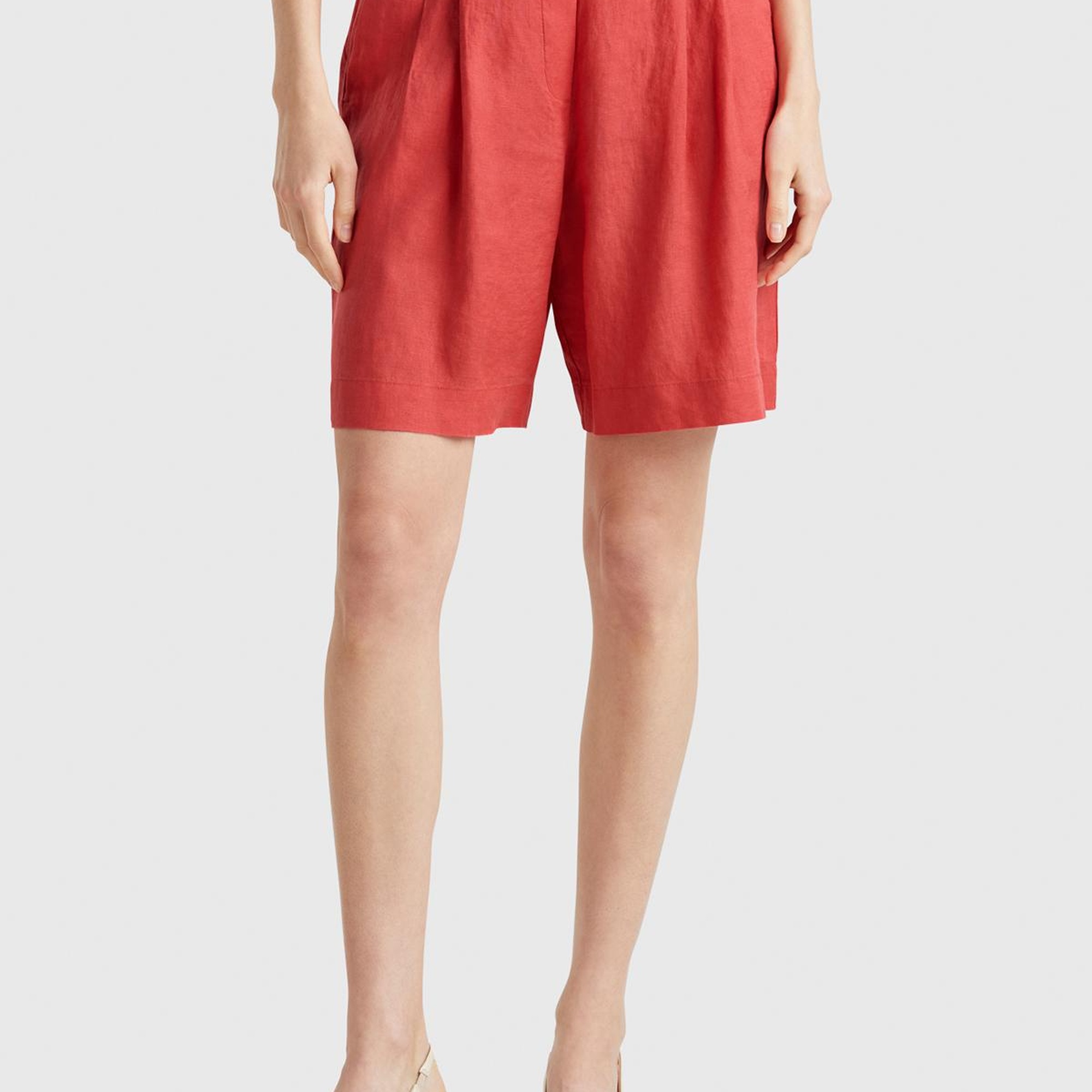 Kadın Mercan %100 Keten Arka Beli Lastikli Pileli Relax Fit Bermuda Şort