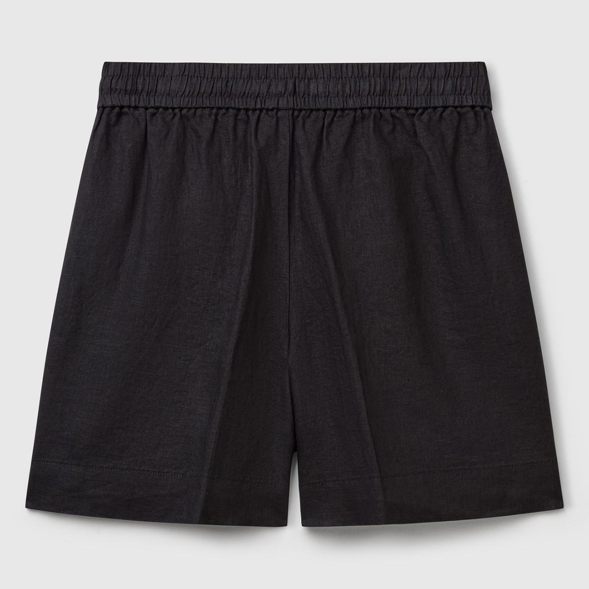 Kadın Siyah %100 Keten Büzgü İpli Cepli Bermuda Şort