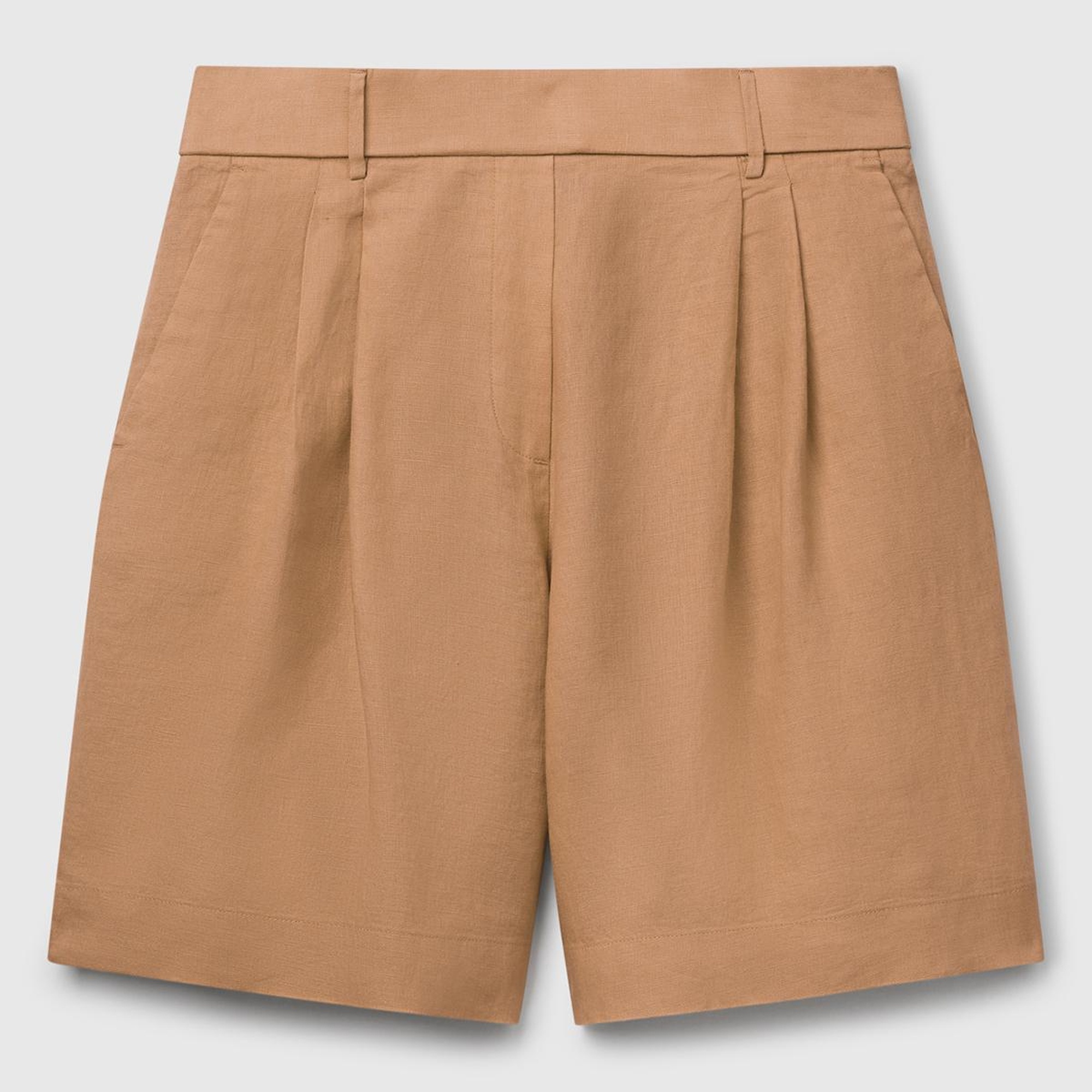 Kadın Bej %100 Keten Arka Beli Lastikli Pileli Relax Fit Bermuda Şort