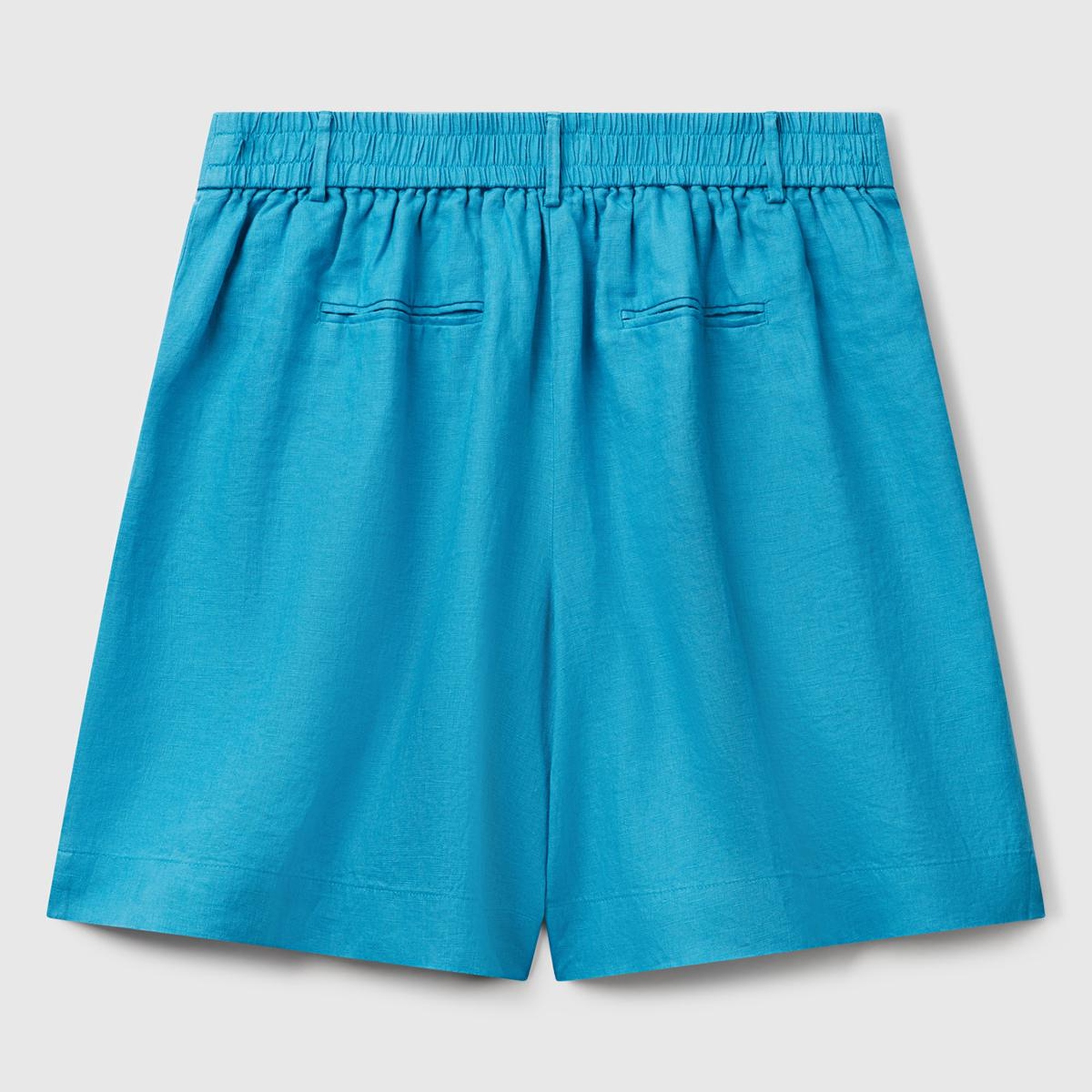 Kadın Mavi %100 Keten Arka Beli Lastikli Pileli Relax Fit Bermuda Şort