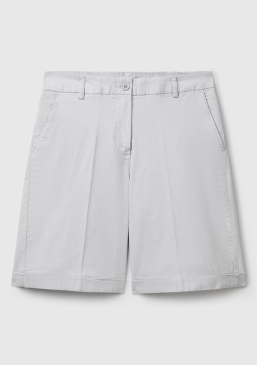  Kadın Gri Pamuk Karışımlı Önü Düğmeli Regular Fit Bermuda Şort
