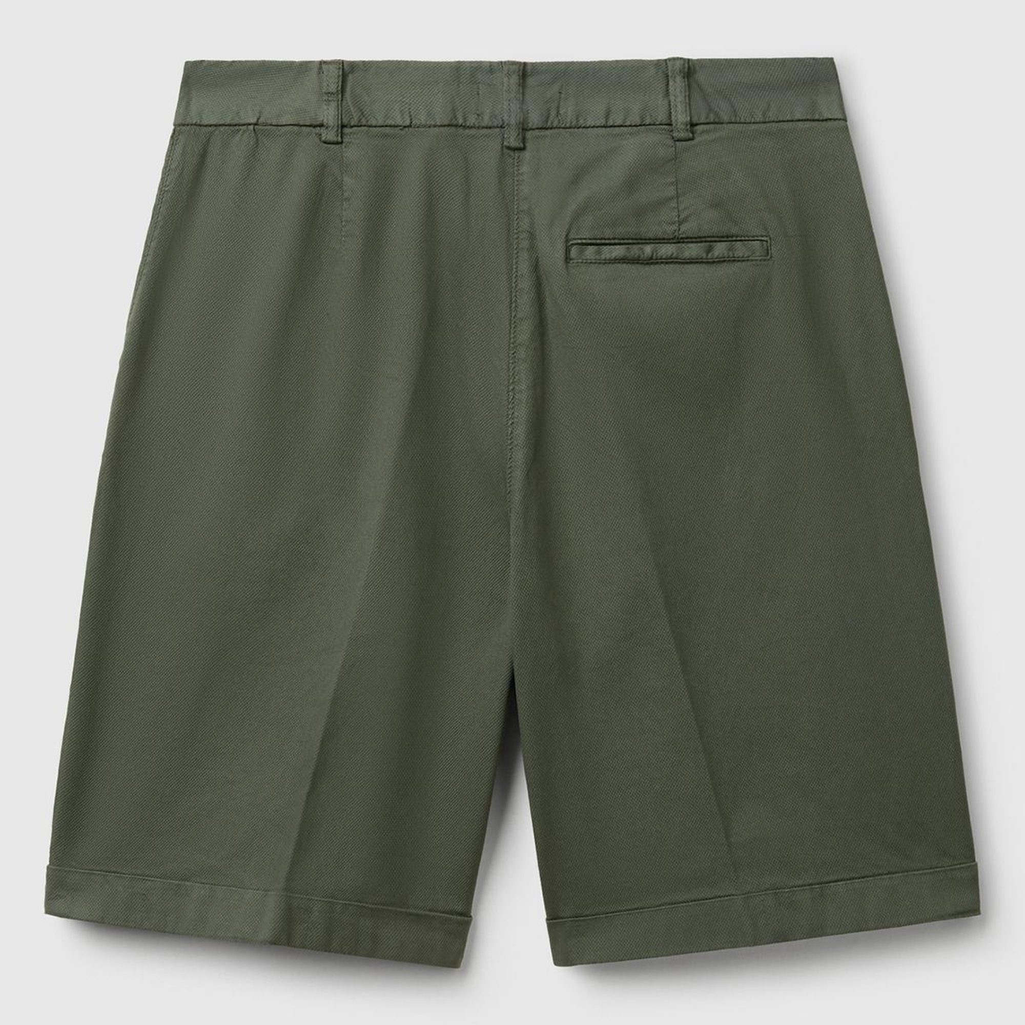 Kadın Haki Pamuk Karışımlı Önü Düğmeli Regular Fit Bermuda Şort