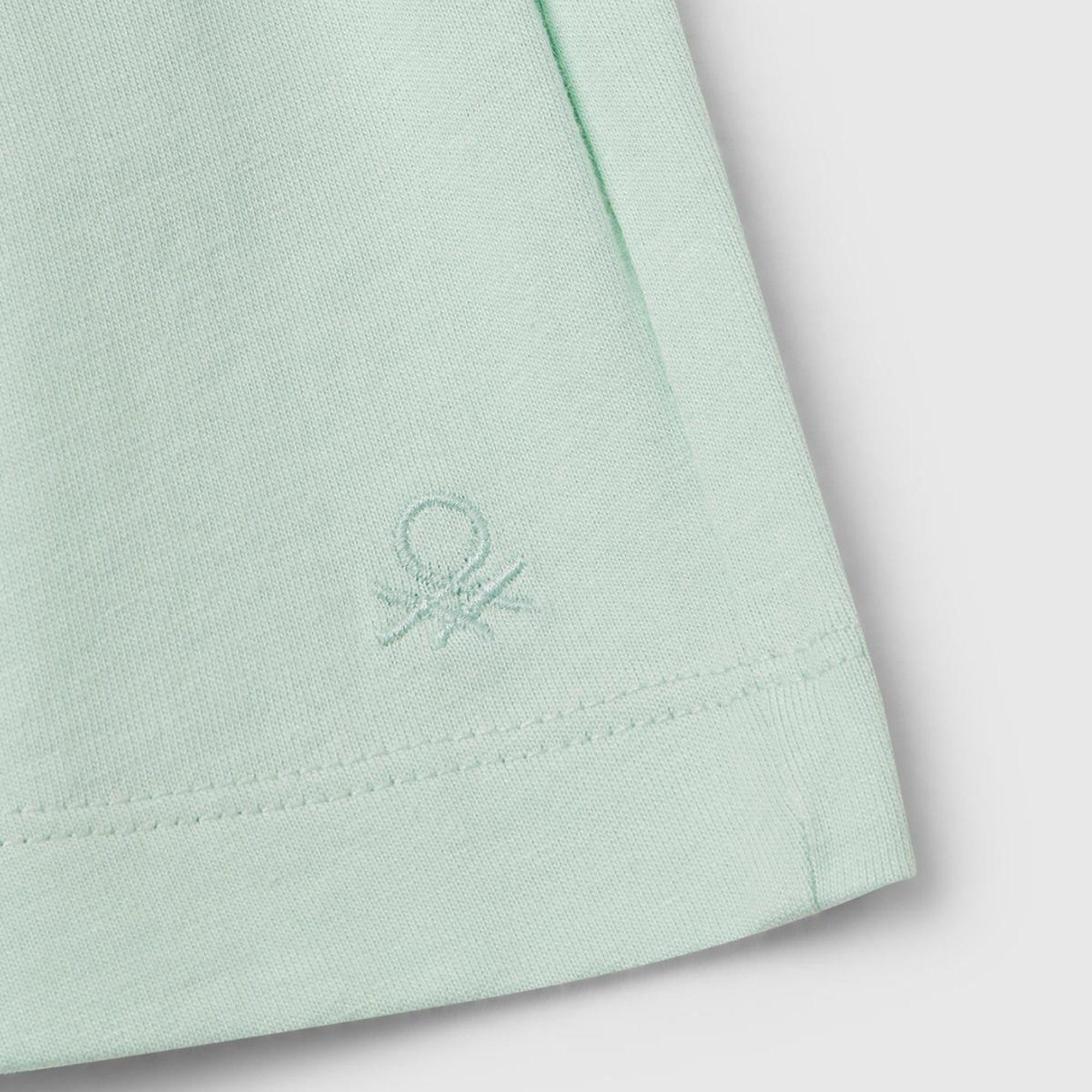 Kız Çocuk Su Yeşili Logo İşlemeli Beli İpli Şort