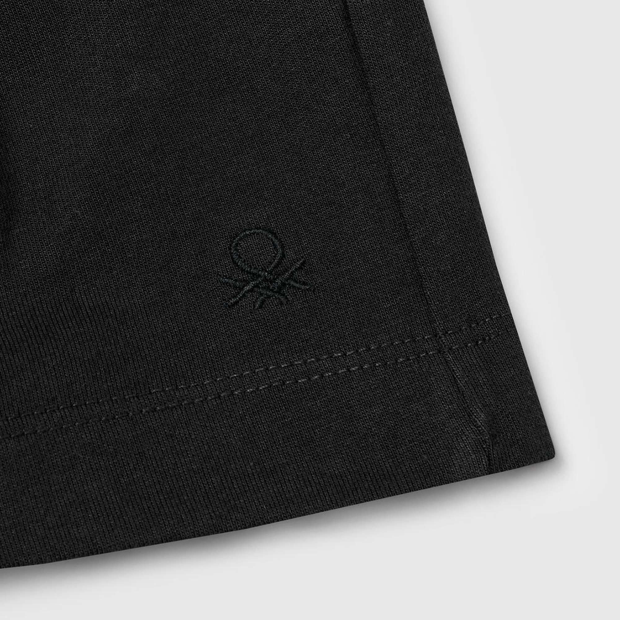 Kız Çocuk Siyah Logo İşlemeli Beli İpli Şort