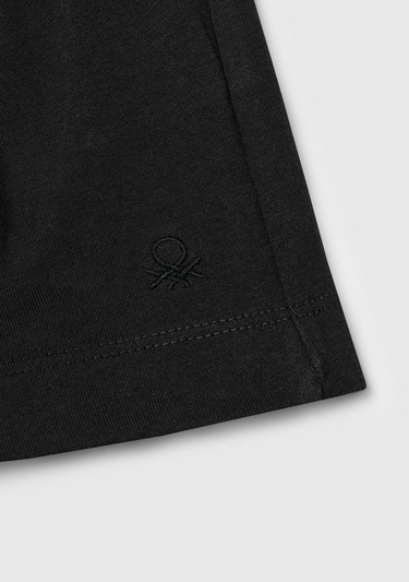  Kız Çocuk Siyah Logo İşlemeli Beli İpli Şort