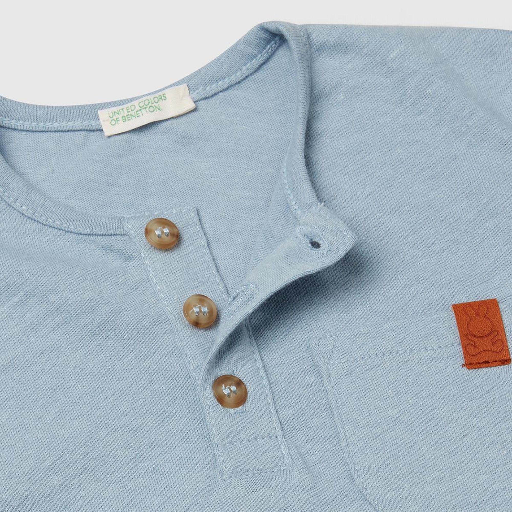 Bebek Mavi Önü Detaylı Logolu Tek Cepli Bisiklet Yaka T-Shirt