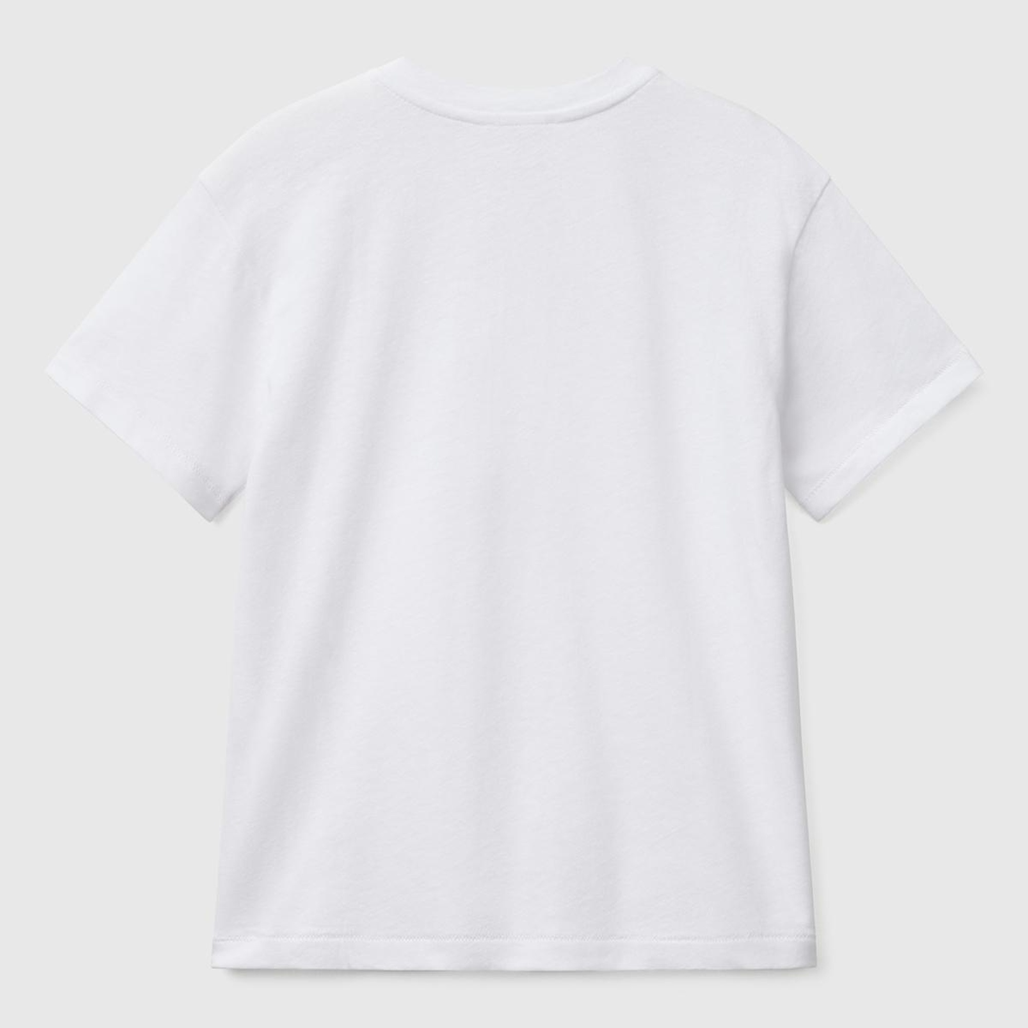 Erkek Çocuk Beyaz Logo İşlemeli Hakim Yaka T-Shirt