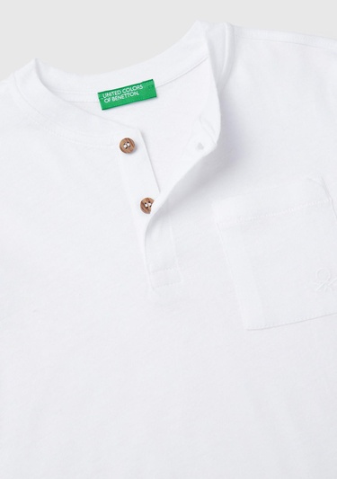  Erkek Çocuk Beyaz Önü Cep Detaylı Hakim Yaka T-Shirt
