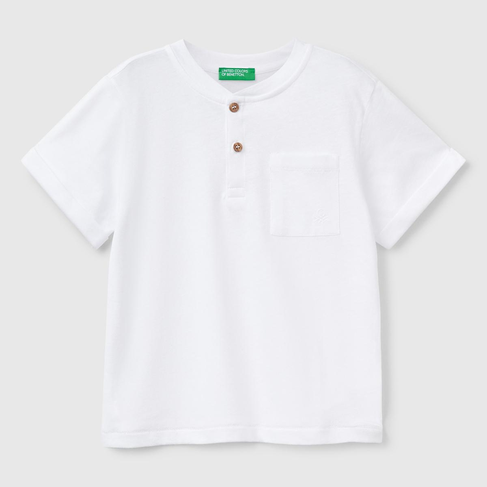 Erkek Çocuk Beyaz Önü Cep Detaylı Hakim Yaka T-Shirt