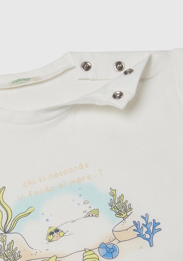  Bebek Beyaz Mix Önü Baskılı Manşetli T-Shirt