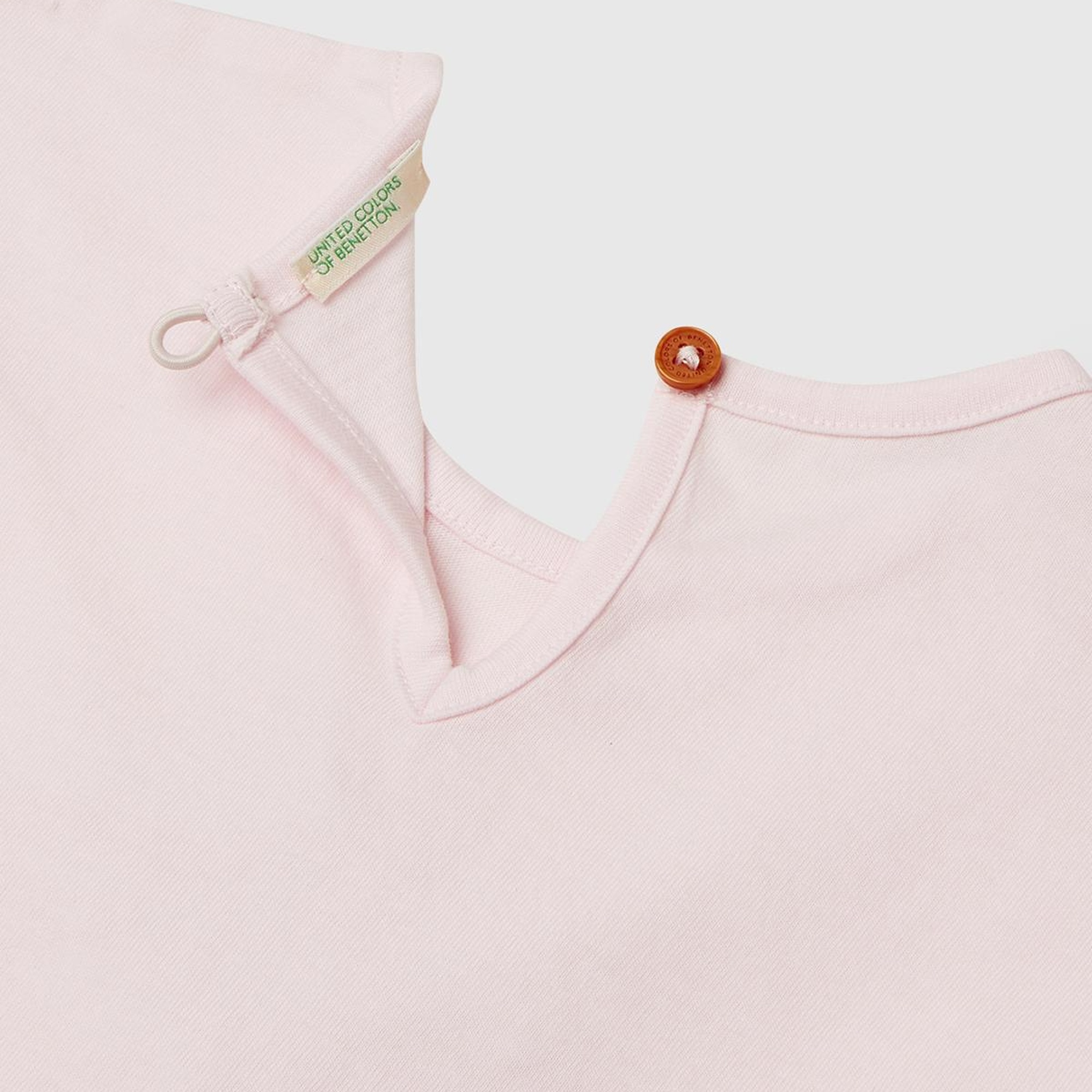 Bebek Toz Pembe Kolu Fırfırlı Logo Etiketli T-Shirt