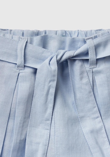  Kız Çocuk Toz Mavi Keten Karışımlı Beli Lastikli Kuşaklı Pileli Bermuda Şort