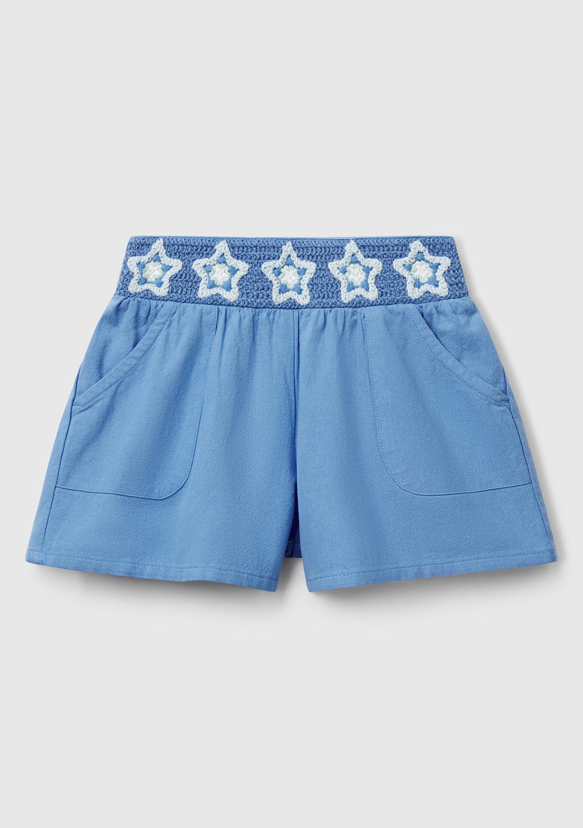  Kız Çocuk Mavi Beli Makrome Çiçek Aplikeli Lastikli Regular Fit Şort