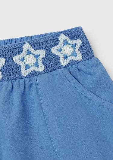  Kız Çocuk Mavi Beli Makrome Çiçek Aplikeli Lastikli Regular Fit Şort