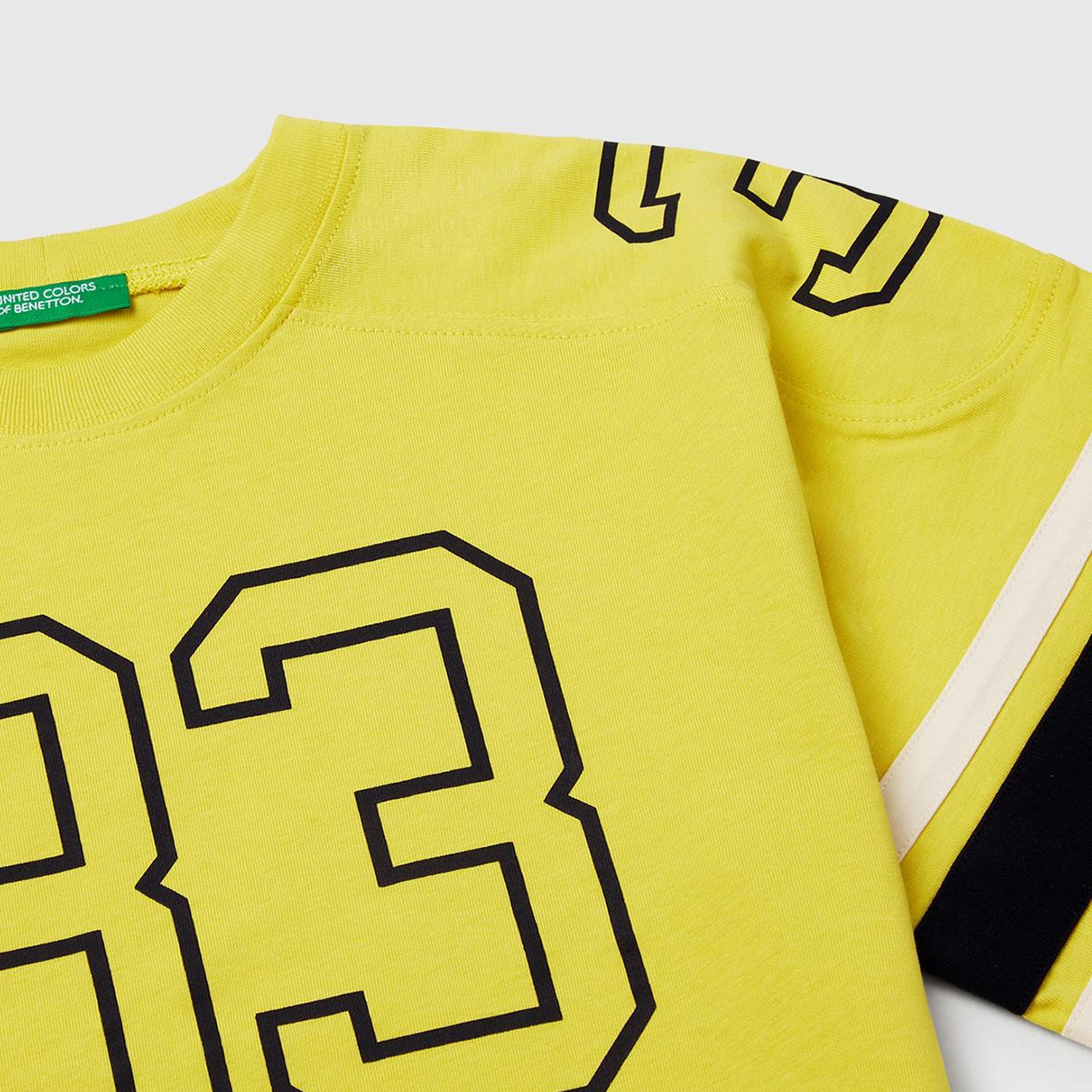 Erkek Çocuk Sarı Baskılı Kolları Şerit Detaylı Oversize T-Shirt