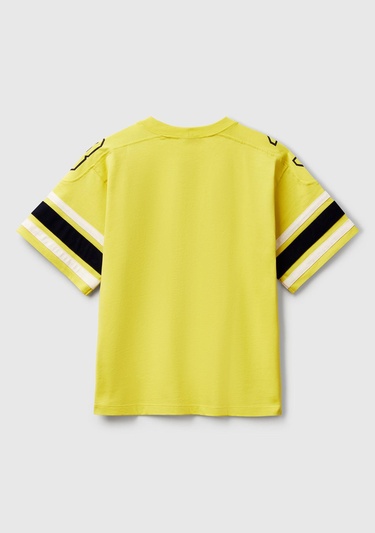  Erkek Çocuk Sarı Baskılı Kolları Şerit Detaylı Oversize T-Shirt