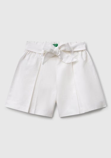  Kız Çocuk Beyaz Keten Karışımlı Beli Lastikli Kuşaklı Pileli Bermuda Şort