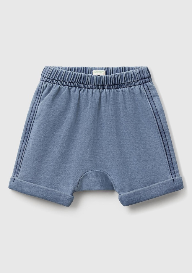  Bebek Denim Arkası Nakışlı ve Aplike Kulaklı Beli Lastikli Denim Şort