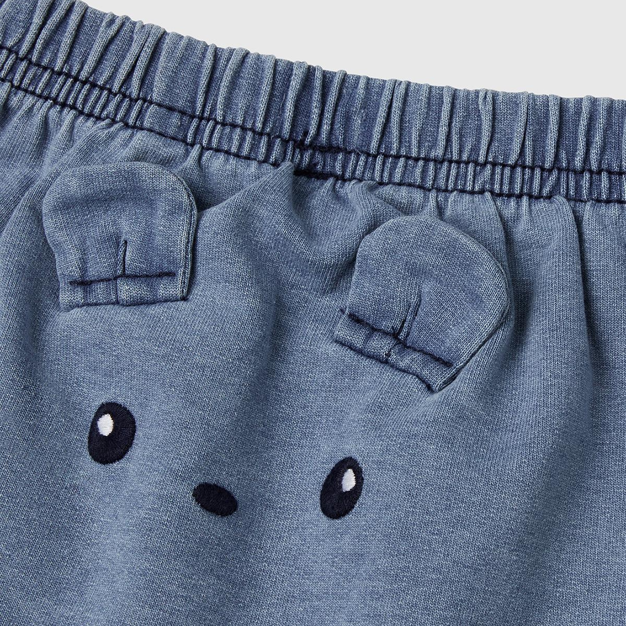 Bebek Denim Arkası Nakışlı ve Aplike Kulaklı Beli Lastikli Denim Şort