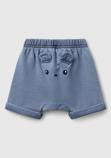  Bebek Denim Arkası Nakışlı ve Aplike Kulaklı Beli Lastikli Denim Şort