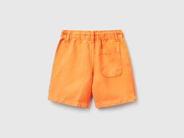  Erkek Çocuk Turuncu Liyosel ve Keten Karışımlı Düğmeli Büzgü İpli Bermuda Şort