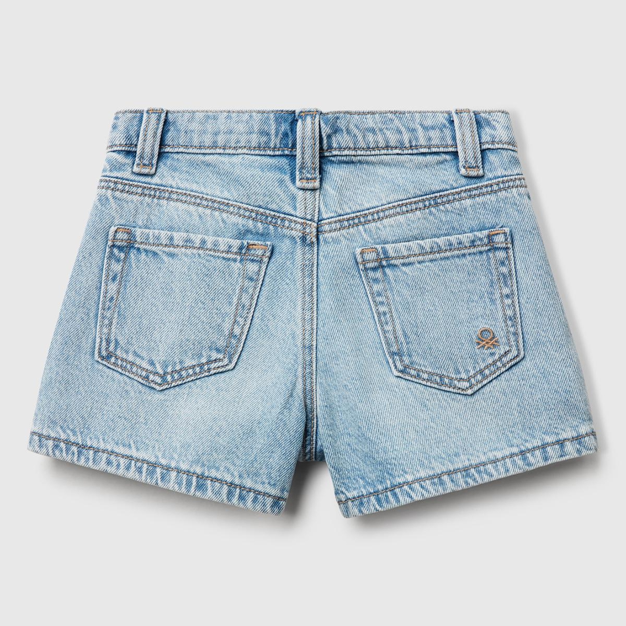 Kız Çocuk Denim Makrome Çiçek Aplikeli Logo İşlemeli Regular Fit Şort