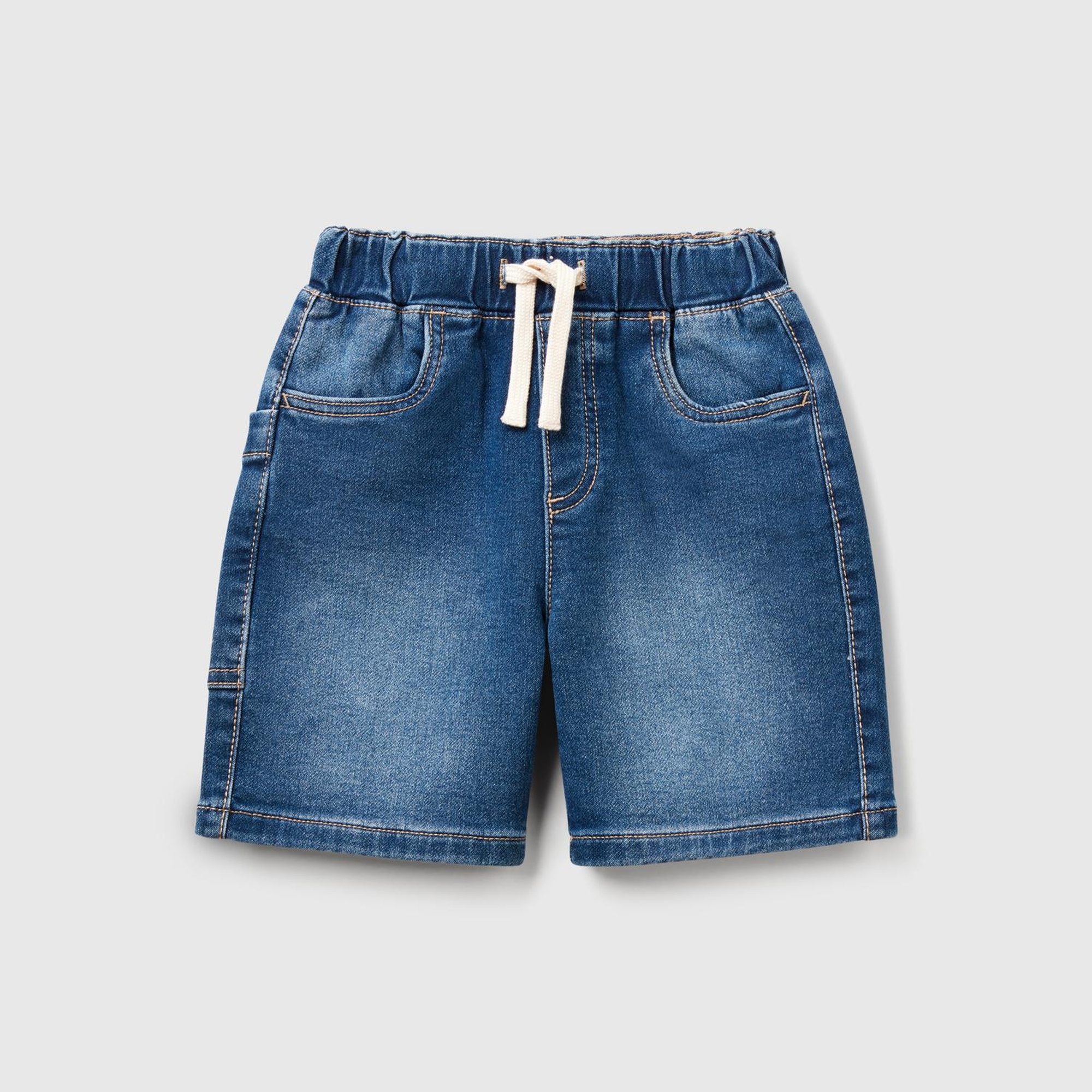 Erkek Çocuk Koyu Denim Yan Cebi Logo İşlemeli Büzgü İpli Denim Bermuda Şort