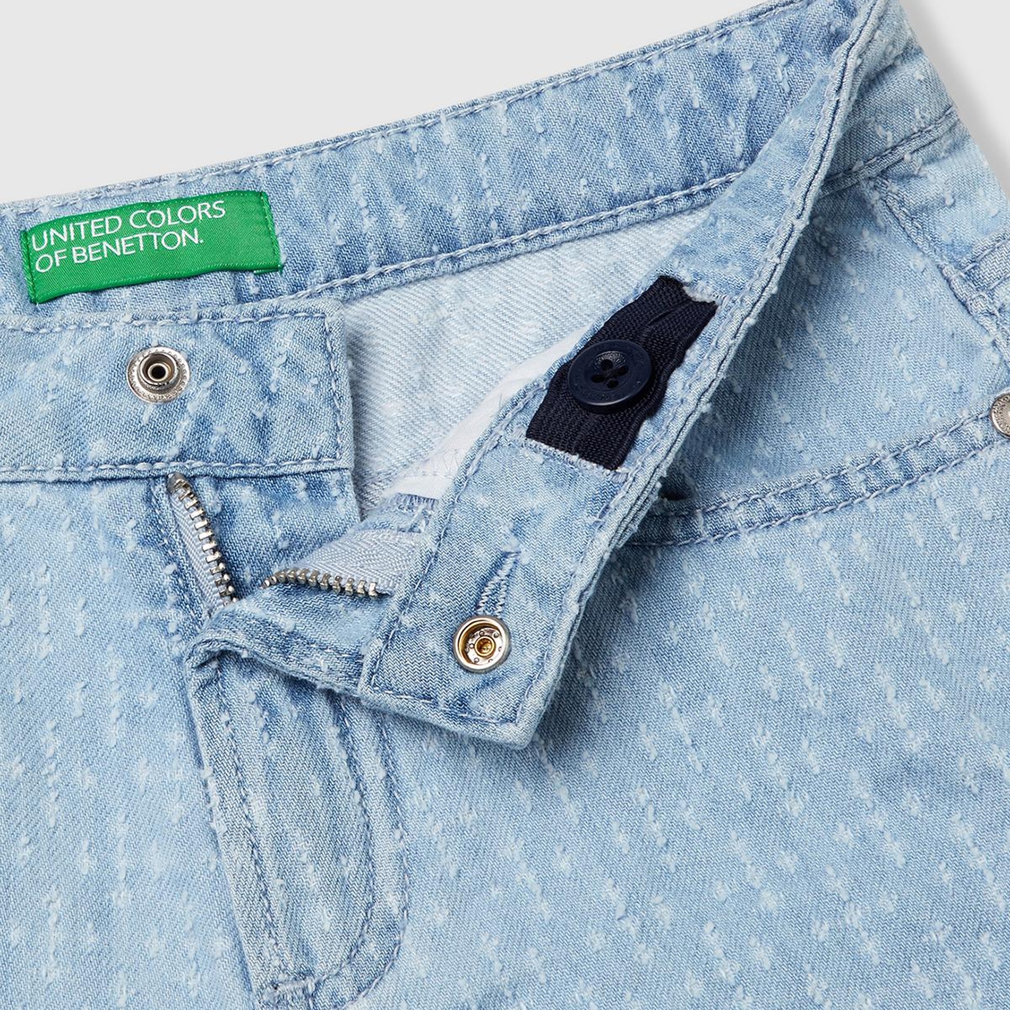 Kız Çocuk Denim Arka Cebi Logo İşlemeli 5 Cepli Lazerli Denim Şort