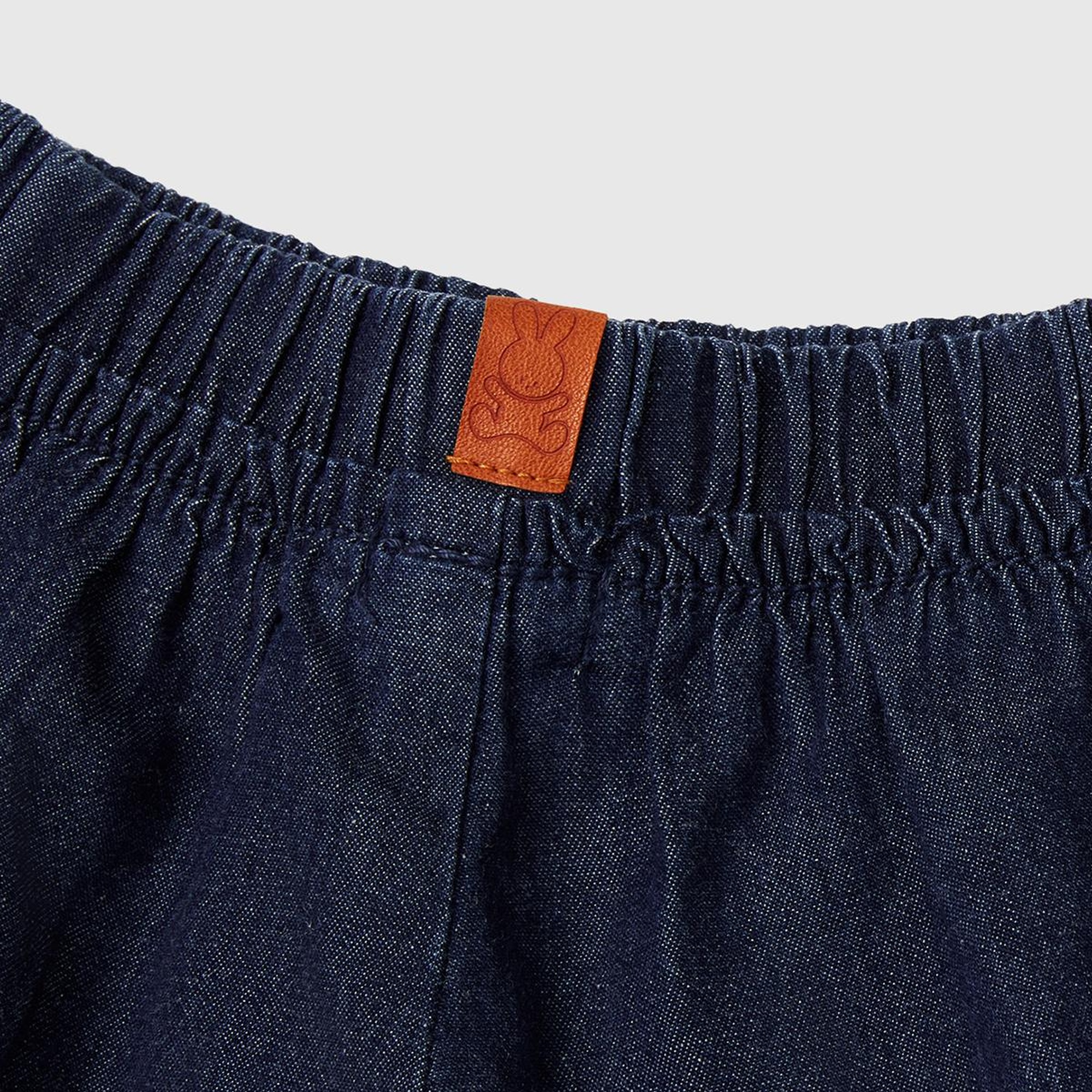 Bebek Koyu Denim Beli Lastikli Logo Etiketli Denim Şort