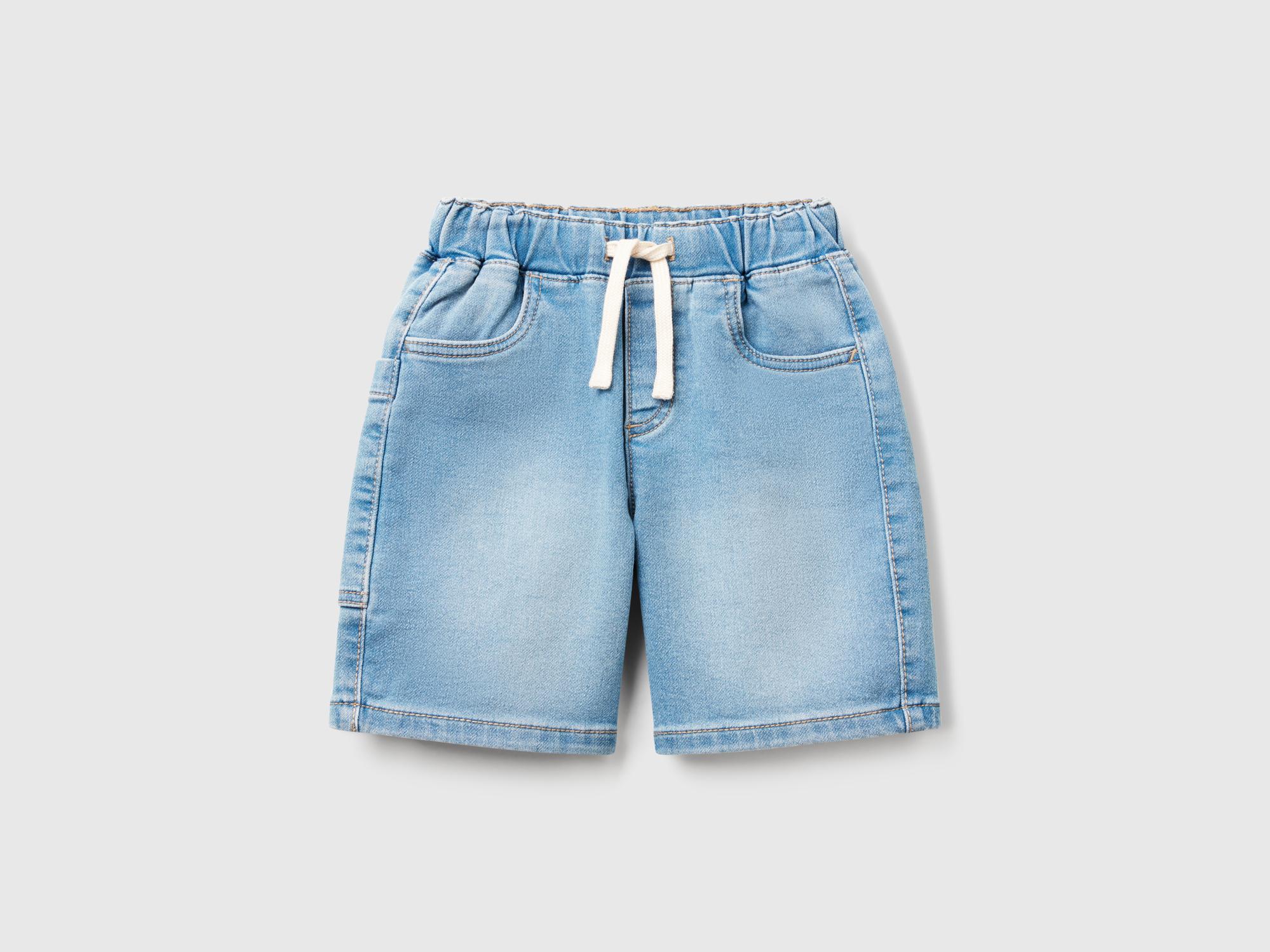  Erkek Çocuk Açık Denim Yan Cebi Logo İşlemeli Büzgü İpli Denim Bermuda Şort