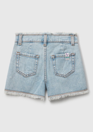  Kız Çocuk Açık Denim Arka Cebi Logo Etiketli Beli Lastikli Denim Şort
