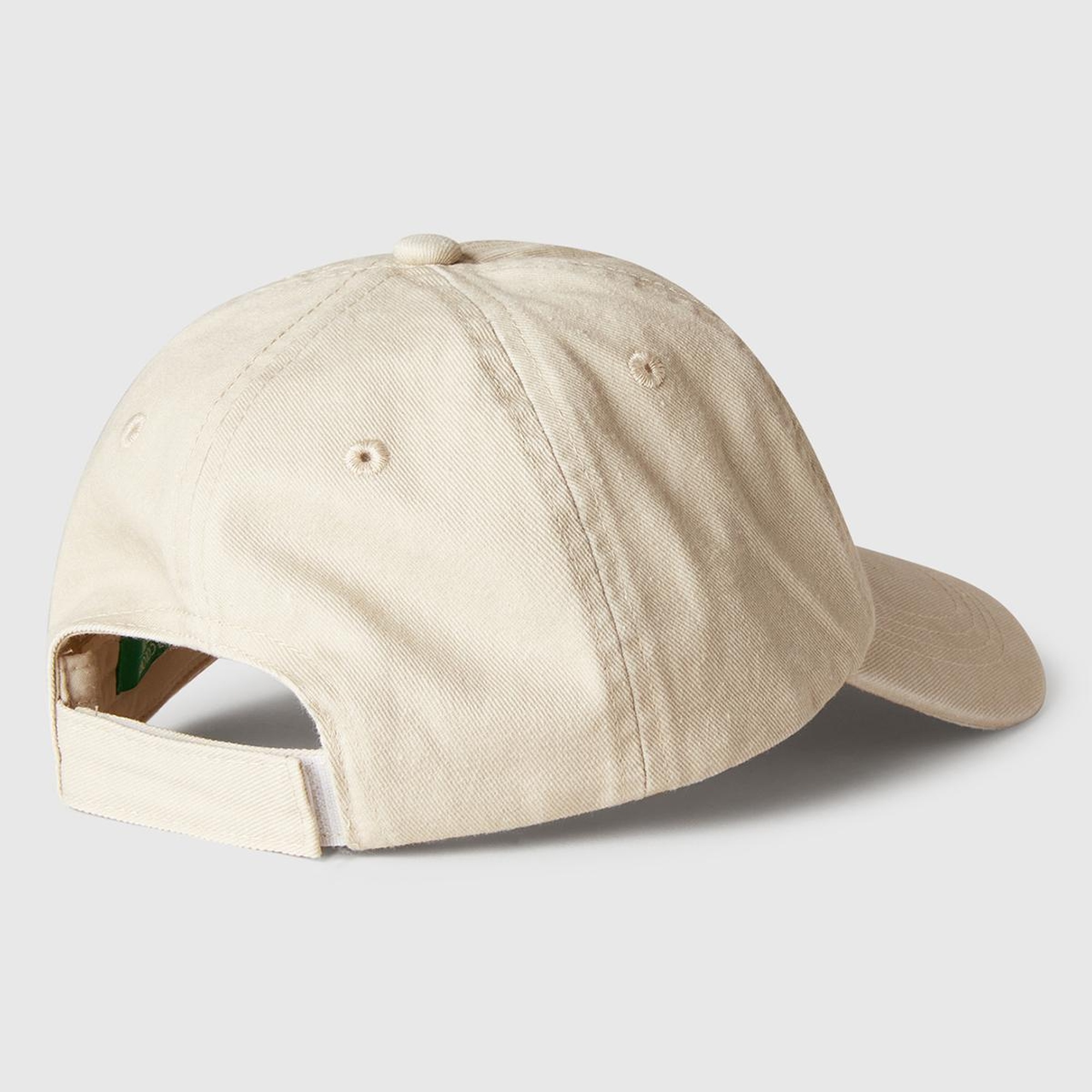 Erkek Çocuk Beyaz Yırtıklı Eskitilmiş Efektli Nakış İşlemeli Kep Şapka