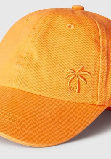  Erkek Çocuk Turuncu Yırtıklı Eskitilmiş Efektli Nakış İşlemeli Kep Şapka