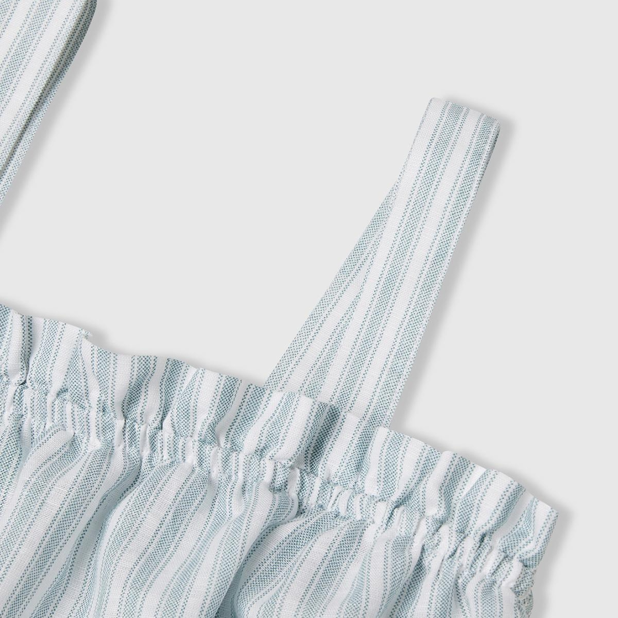 Kız Çocuk Yeşil Keten Karışımlı Tamamı Desenli Fırfırlı Askılı Üst