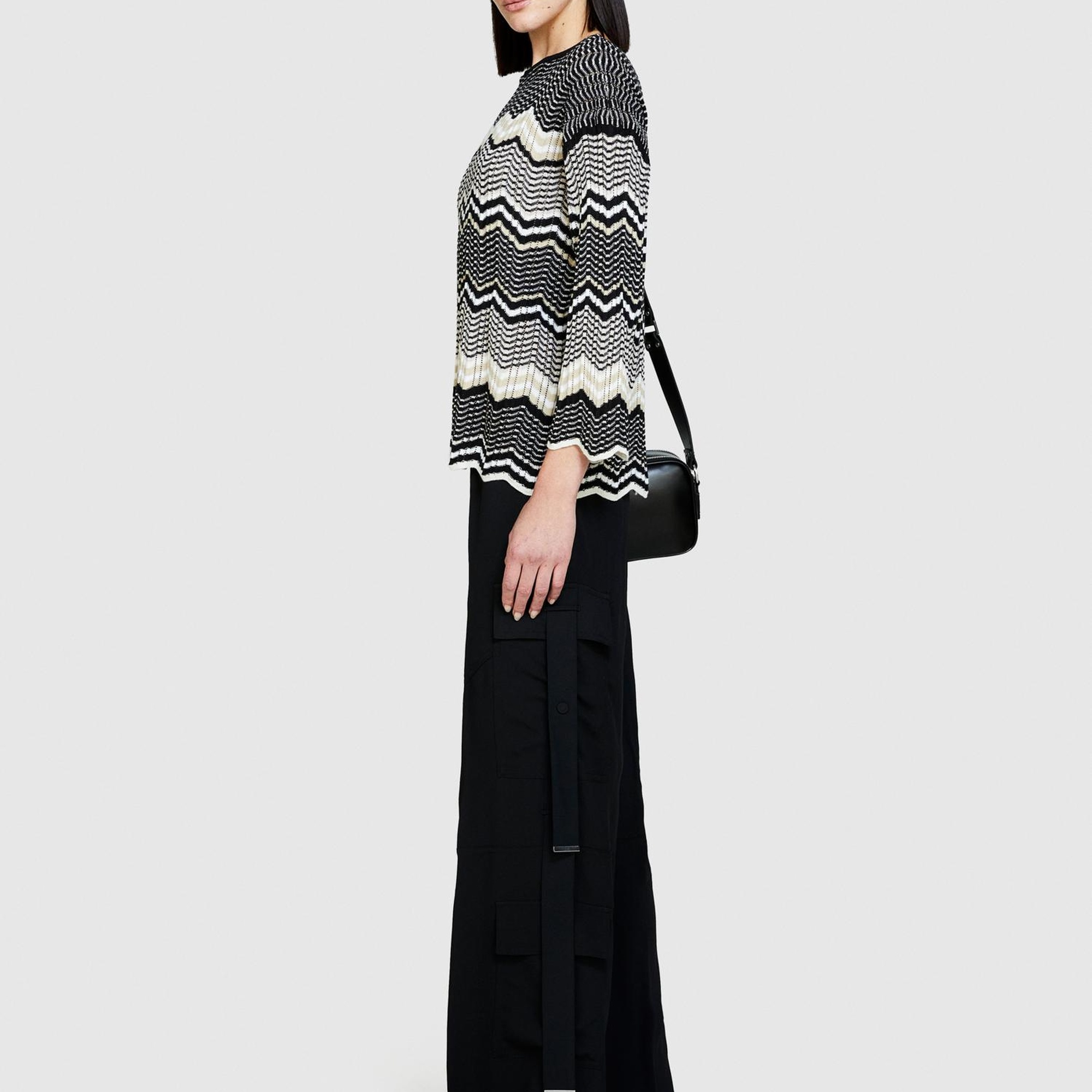 Kadın Siyah Mix Pamuk Karışımlı Şerit Detaylı Kayık Yaka Kazak