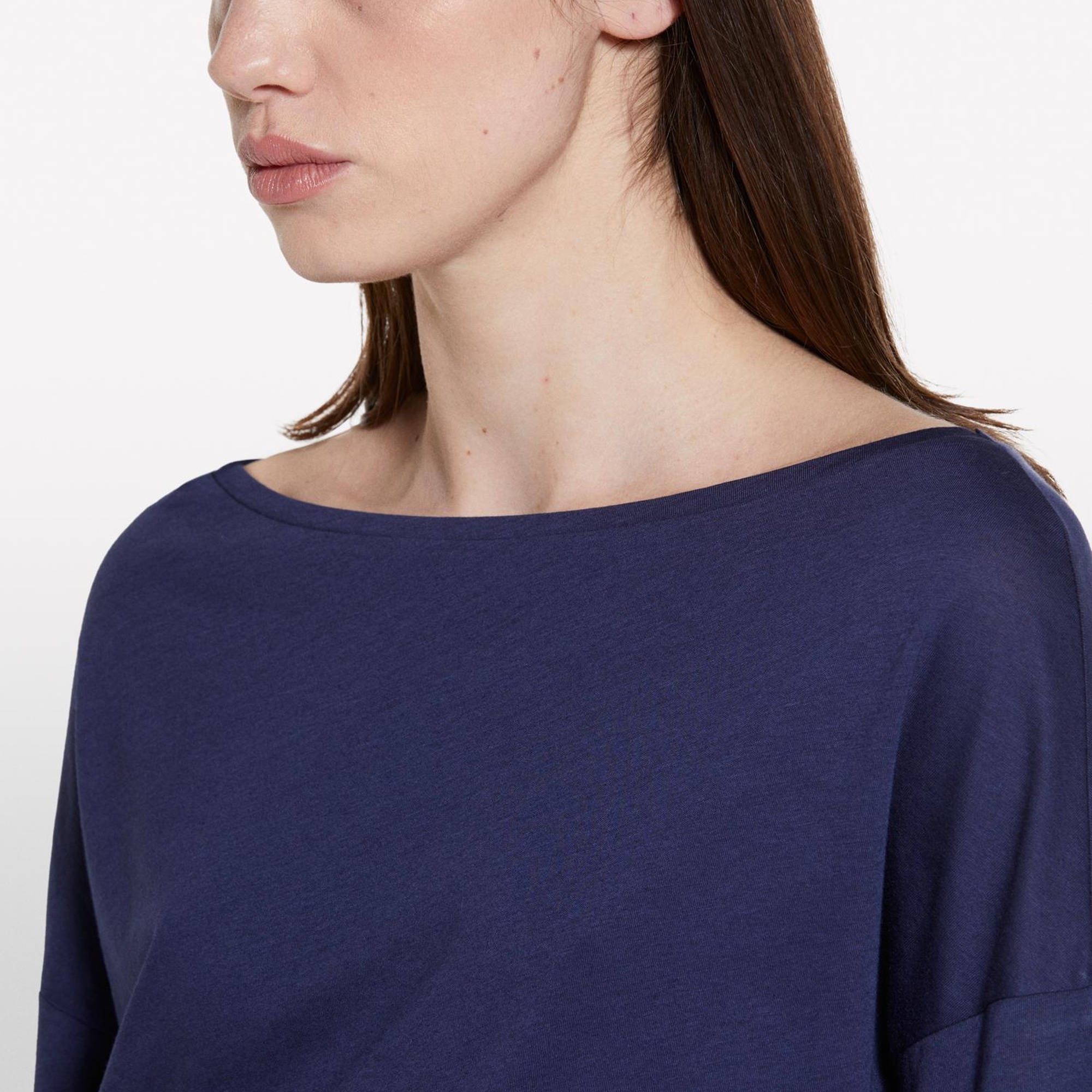 Kadın Lacivert Modal Karışımlı Kayık Yaka Regular Fit T-Shirt