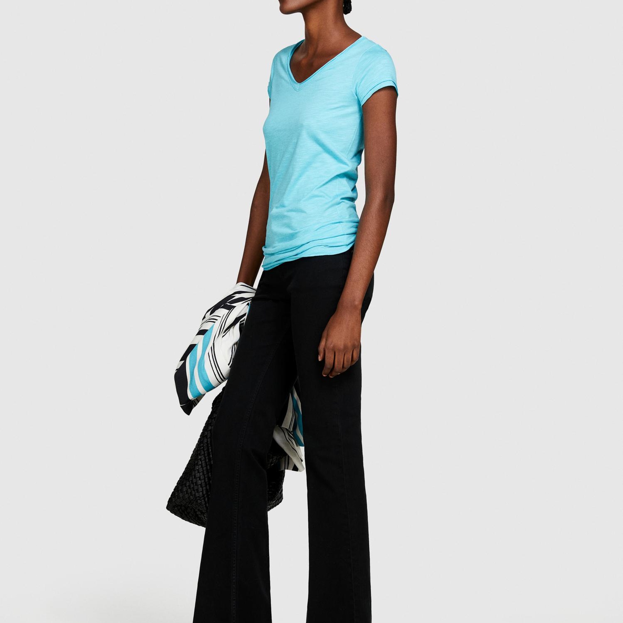 Kadın Açık Mavi Pamuk Modal Karışımlı V Yaka T-Shirt