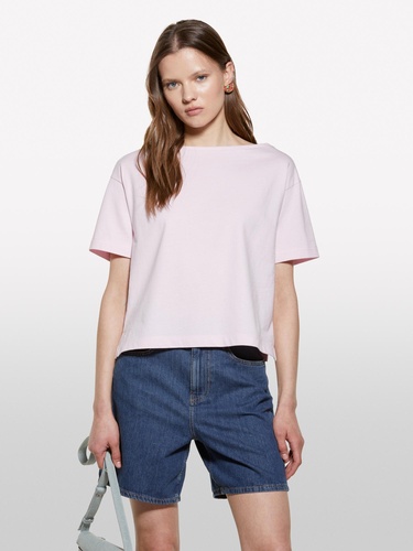  Kadın Açık Pembe %100 Pamuk Kayık Yaka Boxy Fit Crop T-Shirt