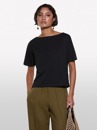  Kadın Siyah %100 Pamuk Kayık Yaka Boxy Fit Crop T-Shirt