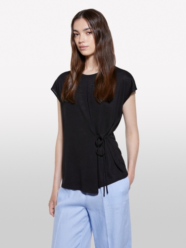  Kadın Siyah Viskoz Karışımlı Önü Bağlama Detaylı Regular Fit T-Shirt