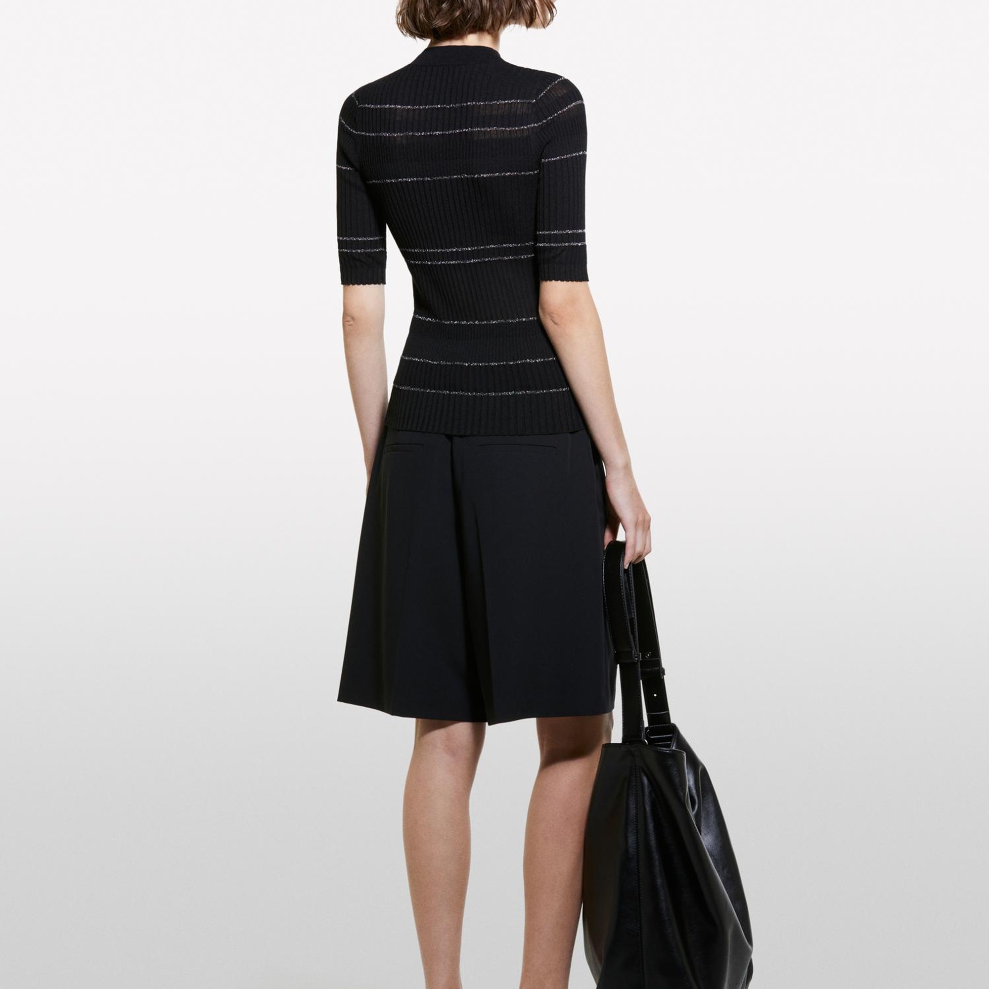 Kadın Gri Çizgili Viskoz ve Pamuk Karışımlı Çizgi Detaylı Truvakar Kol Kazak