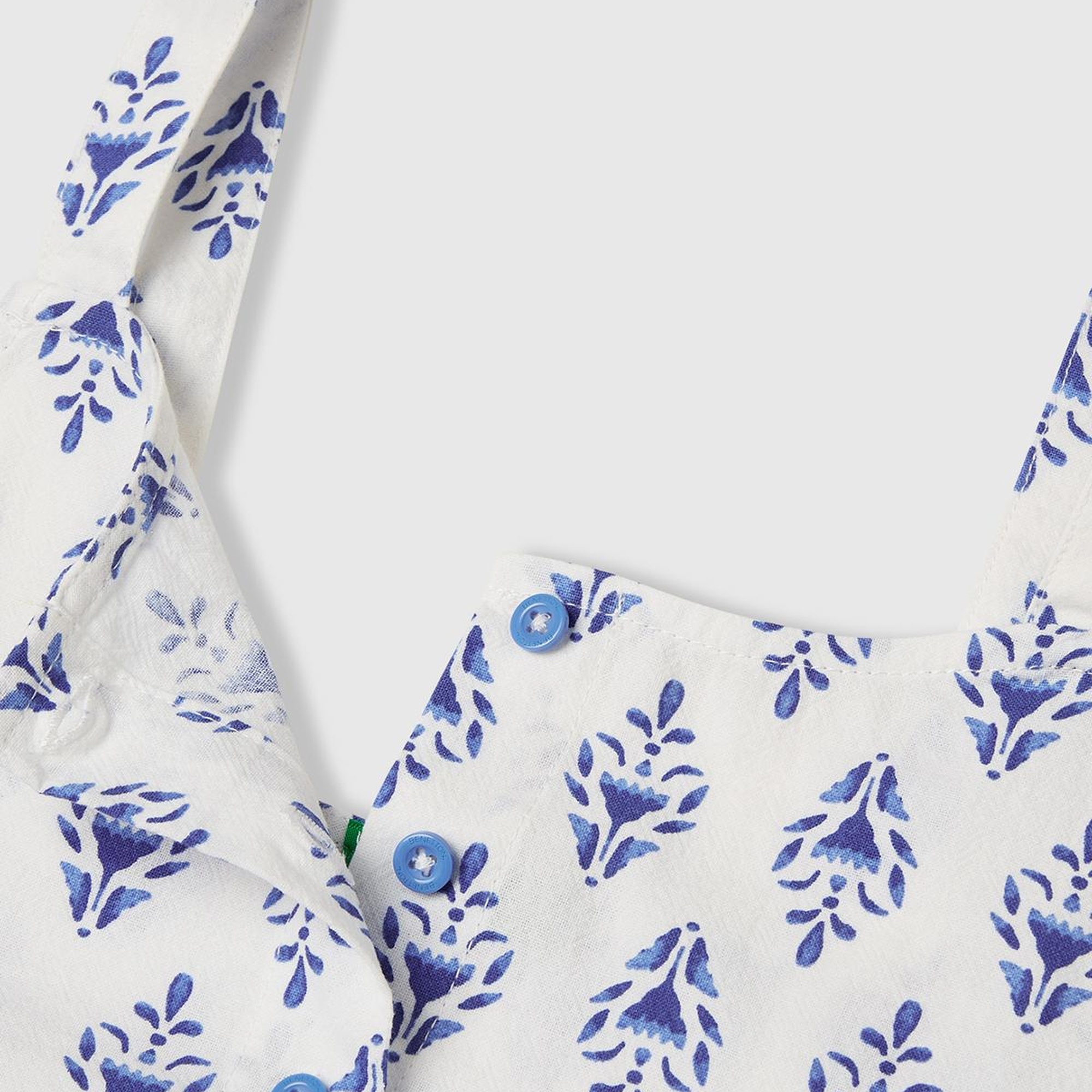 Kız Çocuk Mavi Desenli Pile Detaylı Önü Düğmeli Askılı Üst