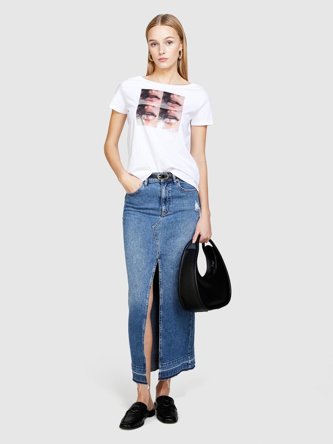  Kadın Beyaz %100 Pamuk Fotoğraf Baskılı Geniş Yaka T-Shirt