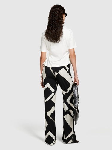  Kadın Beyaz Streç Pamuklu Yanları Büzgülü Bisiklet Yaka T-Shirt