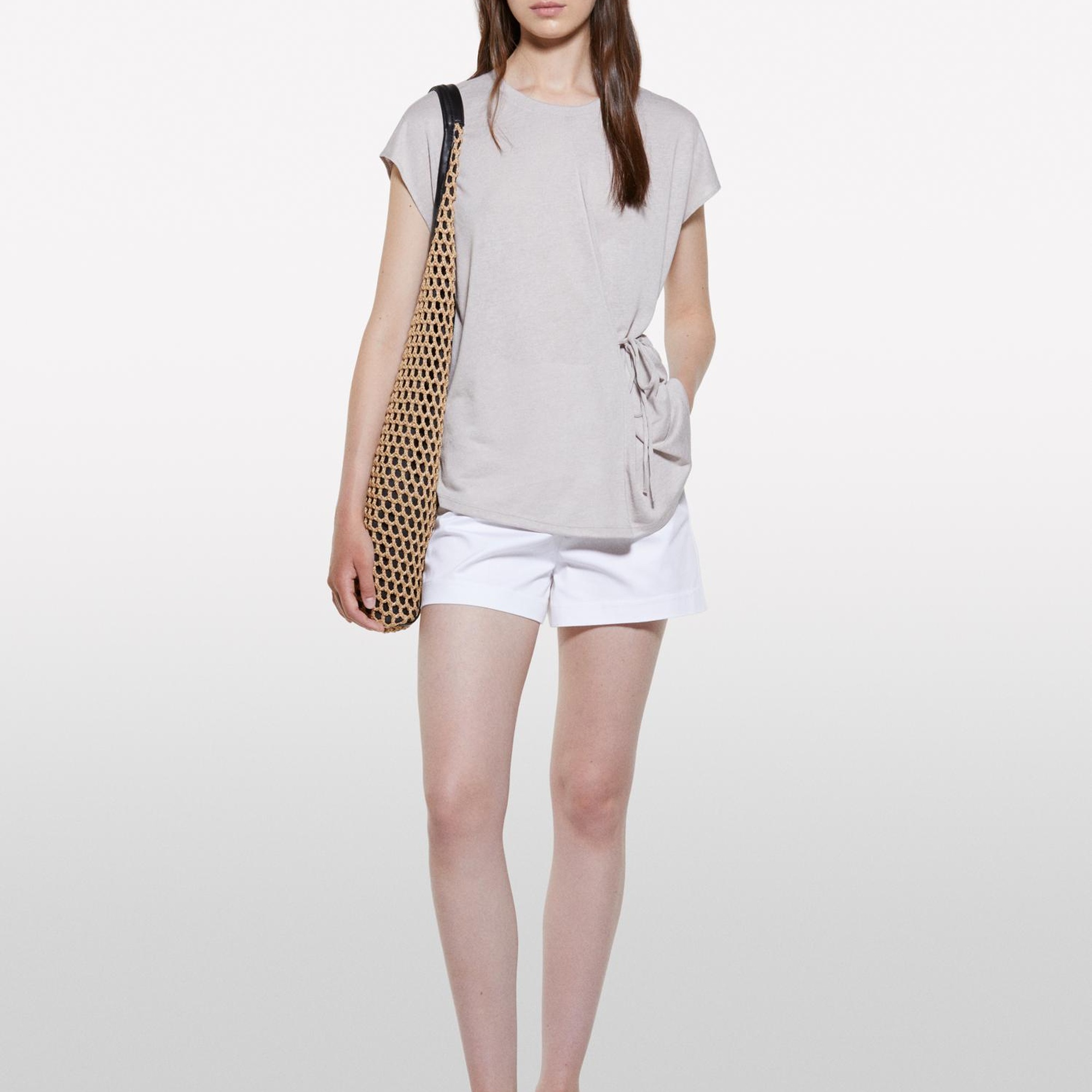 Kadın Gri Viskoz Karışımlı Önü Bağlama Detaylı Regular Fit T-Shirt