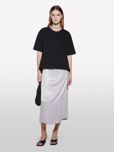  Kadın Siyah %100 Pamuk Arkası Bağcıklı Bisiklet Yaka Regular Fit T-Shirt