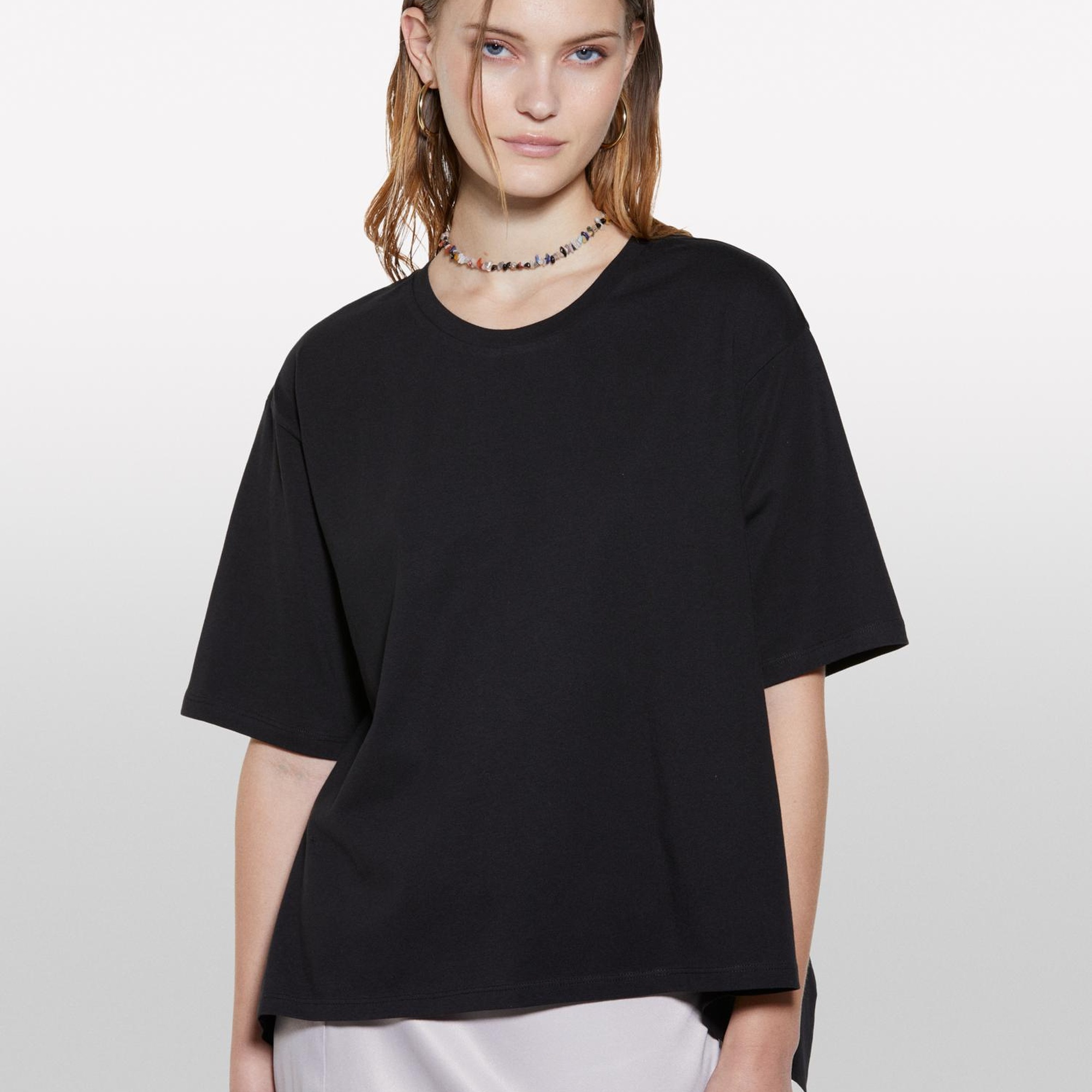 Kadın Siyah %100 Pamuk Arkası Bağcıklı Bisiklet Yaka Regular Fit T-Shirt