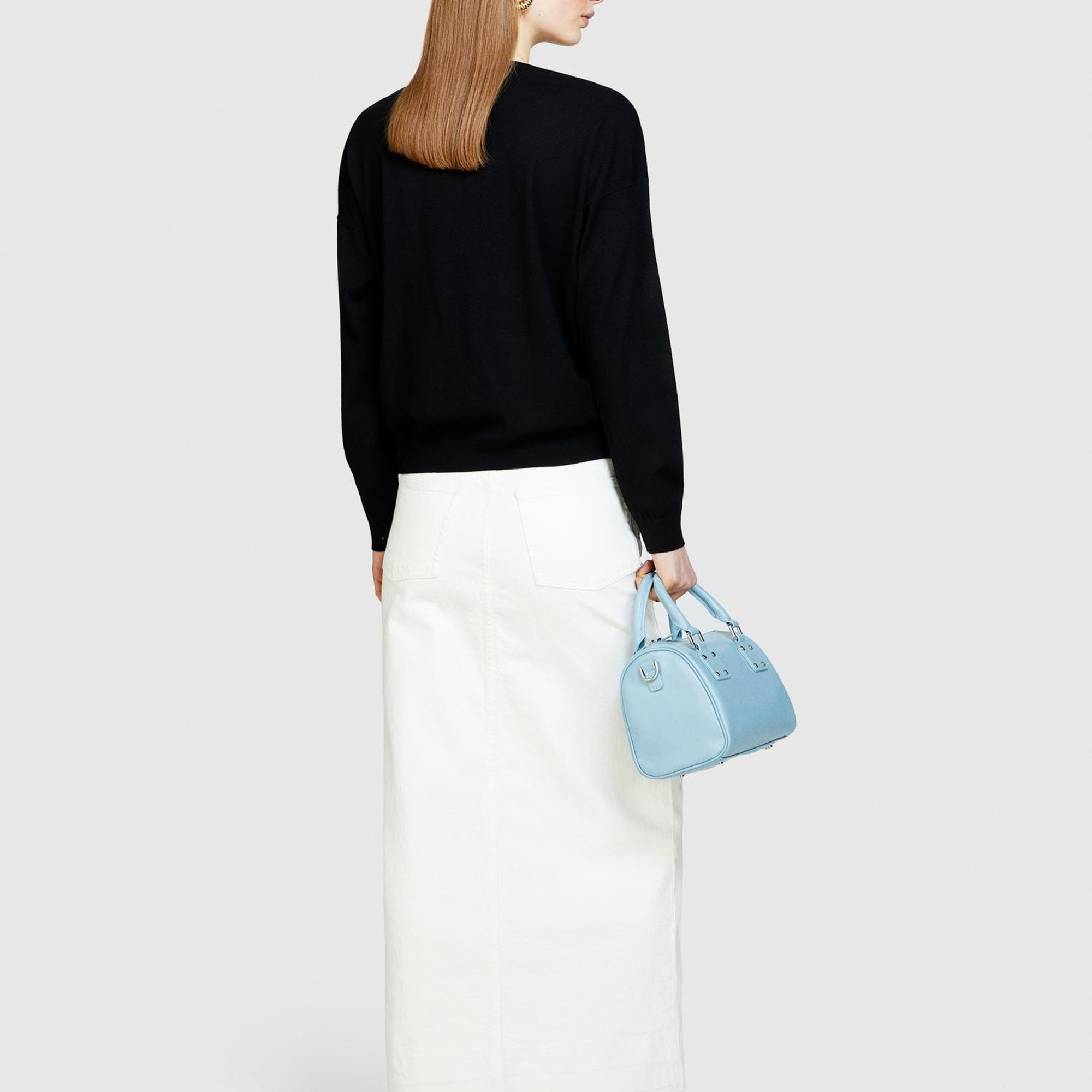 Kadın Siyah Viskoz Karışımlı Kayık Yaka Kazak