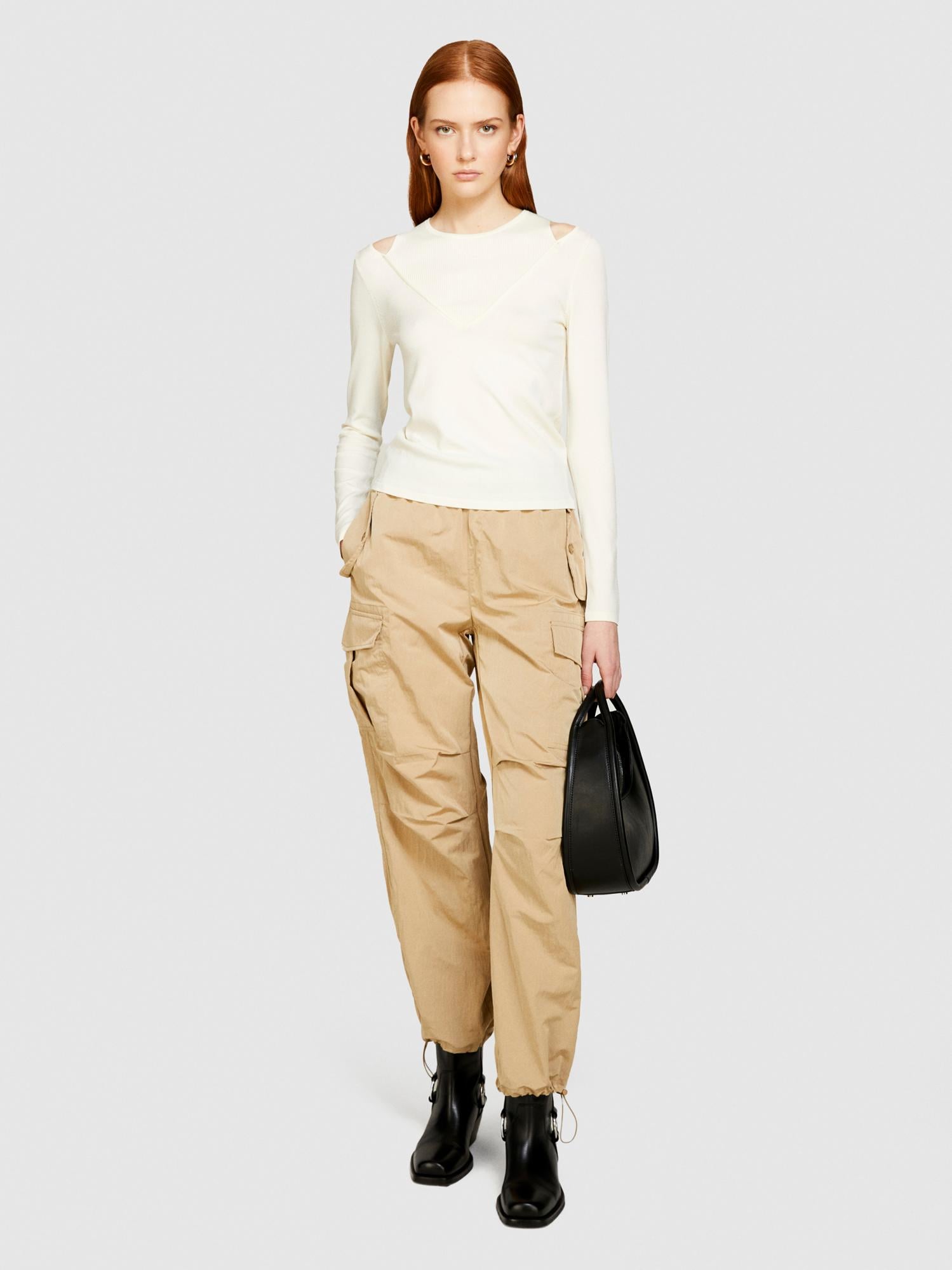  Kadın Krem Viskoz Karışımlı Önü Pencere Detaylı Dar Kesim Kazak