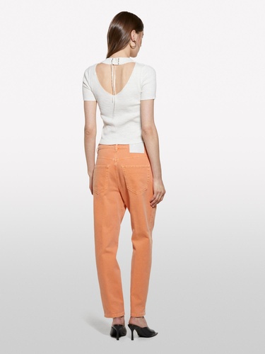  Kadın Kırık Beyaz Keten Karışımlı Slim Fit Kısa Kollu Kazak